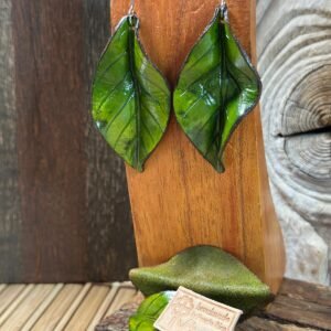 Aretes de hoa frutal- tono verde natural